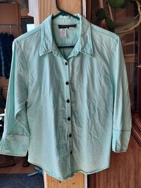 Avery Mint Green Button-Front Shirt 100% Lyocell